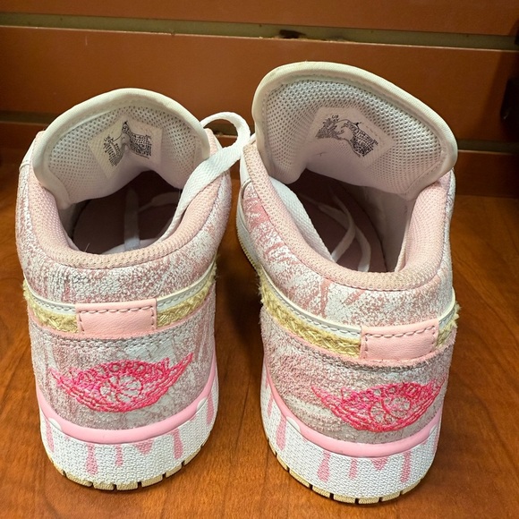 Nike Pink and White Sneakers with Gold Accents - Picture 6 of 7